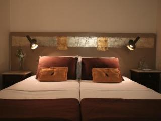 Vrabac Guesthouse บาร์เซโลนา ภายนอก รูปภาพ